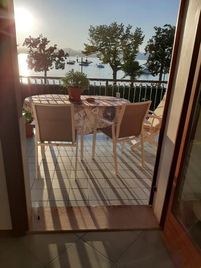 Apartments Rainer - Front Lake バルドリーノ エクステリア 写真